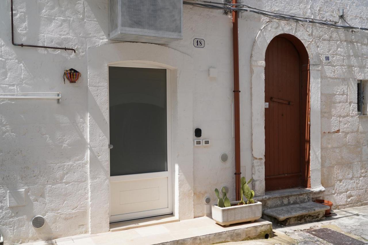 Casetta Filippi - A Pochi Passi Dal Centro Storico Ceglie Messapica Exteriör bild