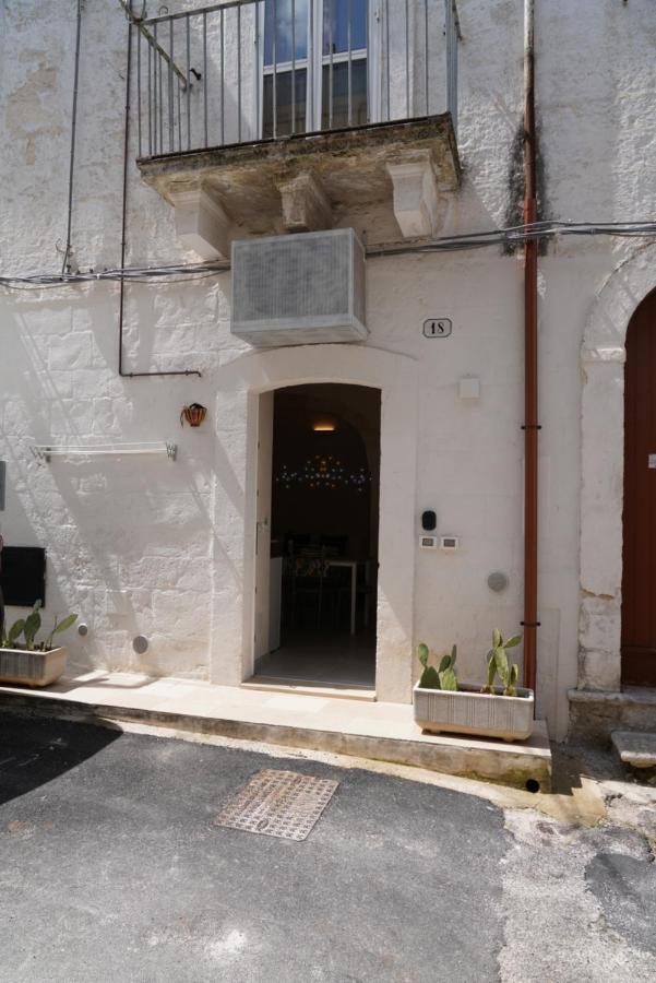 Casetta Filippi - A Pochi Passi Dal Centro Storico Ceglie Messapica Exteriör bild
